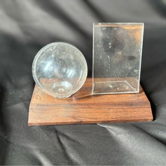 NEW Deluxe Acrylic Walnut Wood Base Baseball & Trading Card Display Holder 2 Ava - Picture 2 of 7